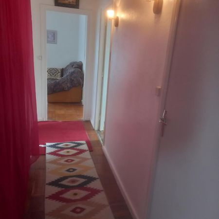 Spacieux Appartement 4 Pieces Beauvais Exterior photo